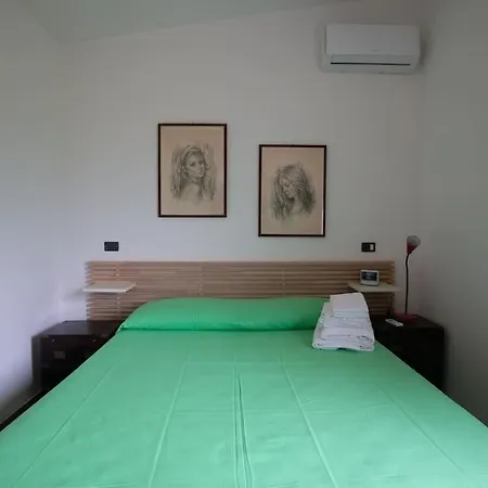 Adelaide, A Reggio Calabria * Fornaci (Reggio Calabria)