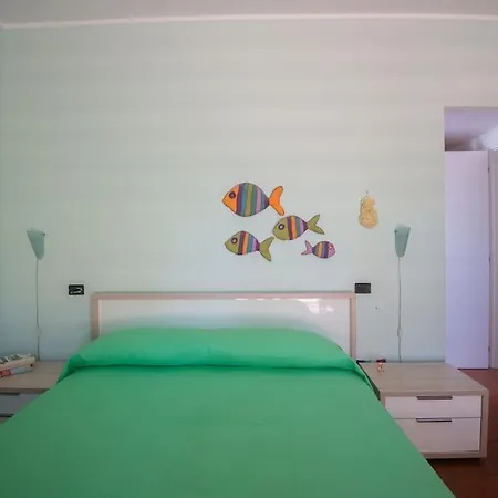 Adelaide, A Reggio Calabria Fornaci (Reggio Calabria)