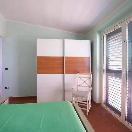 Adelaide, A Reggio Calabria Villa *