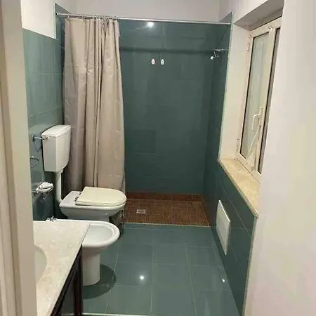 Adelaide, A Reggio Calabria Fornaci (Reggio Calabria)