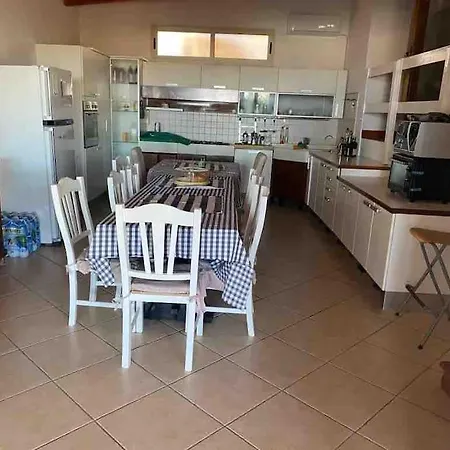 Adelaide, A Reggio Calabria * Fornaci (Reggio Calabria)