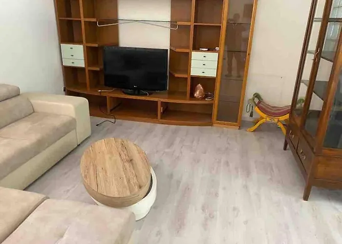 Villa Adelaide, A Reggio Calabria Fornaci (Reggio Calabria)