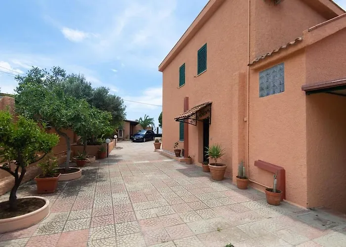 Villa Adelaide, A Reggio Calabria *