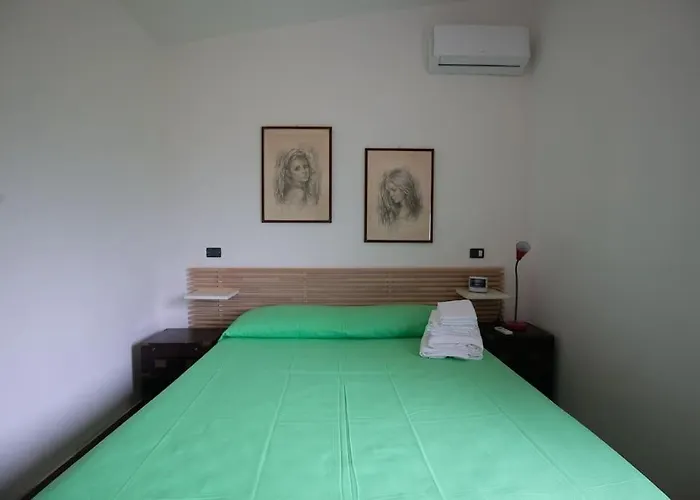 Adelaide, A Reggio Calabria * Fornaci (Reggio Calabria)